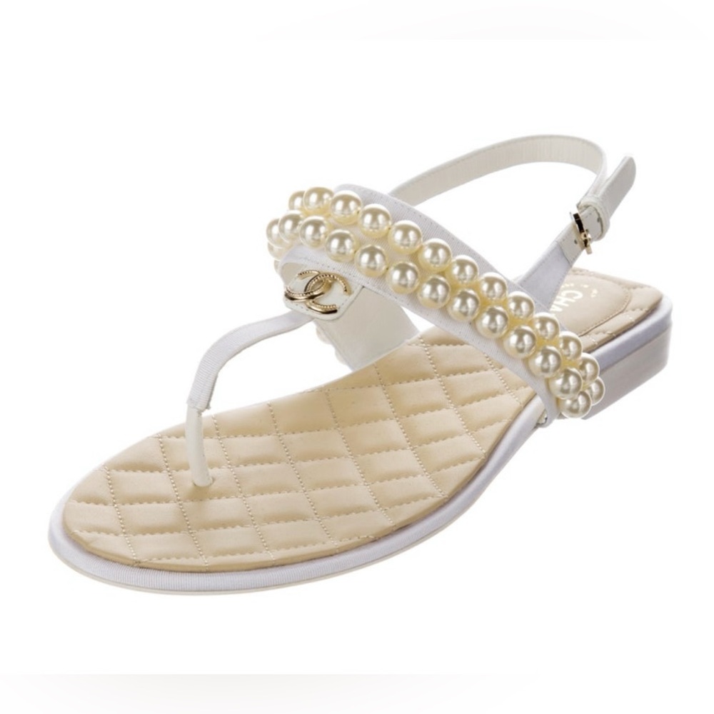 Chanel 2023 cruise pearl CC sandals size 39 NWB